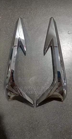 Toyota Foglight Chrome Cover Trim – Stylish Durable (Pair)”