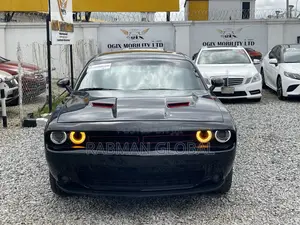 Dodge Challenger SXT 2022 Black