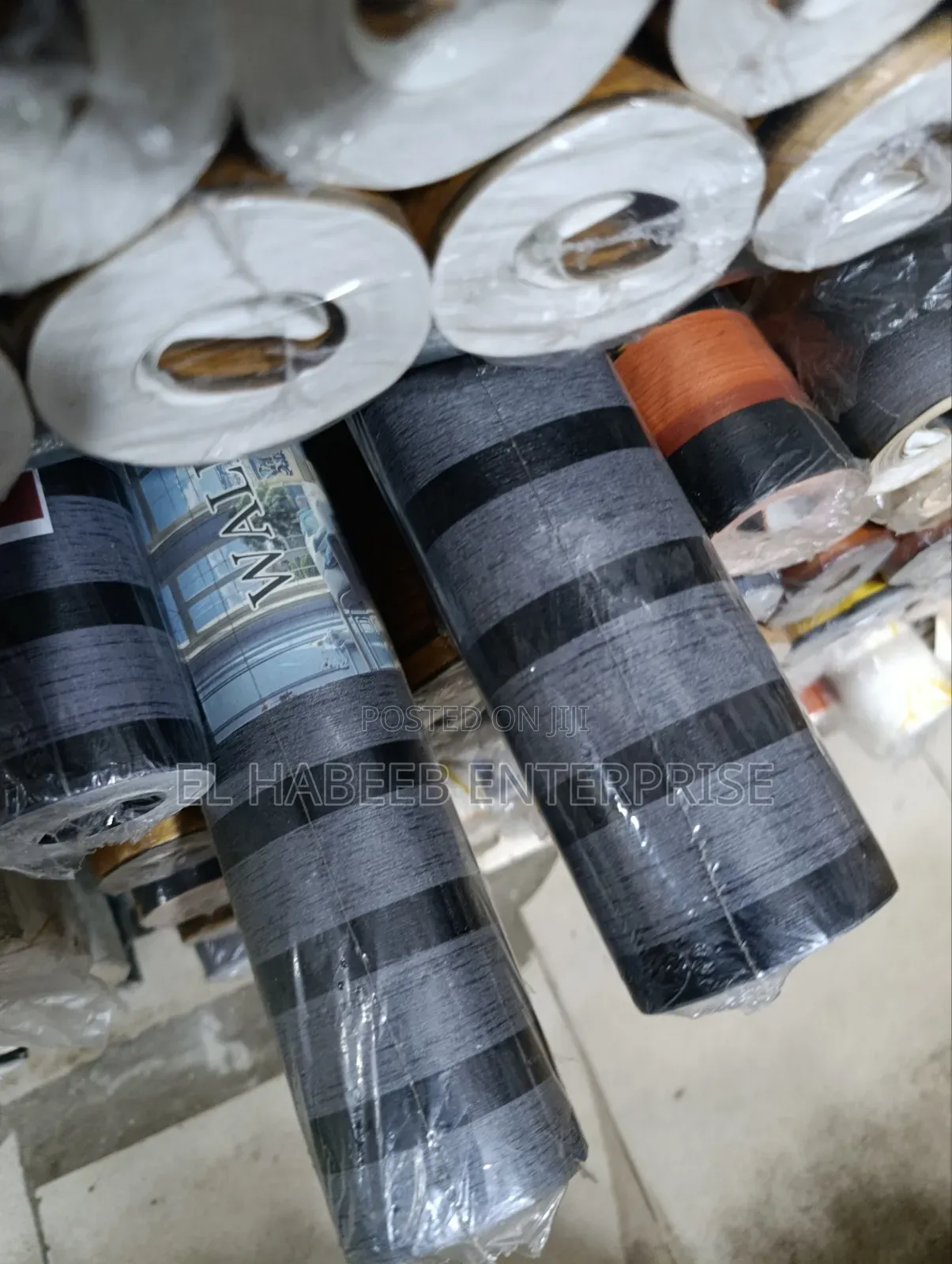 Wallpapers (Paper Thickness)
