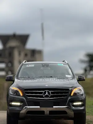 Mercedes-Benz M Class ML350 4MATIC 4dr SUV AWD (3.5L 6cyl 7A) 2014 Gray
