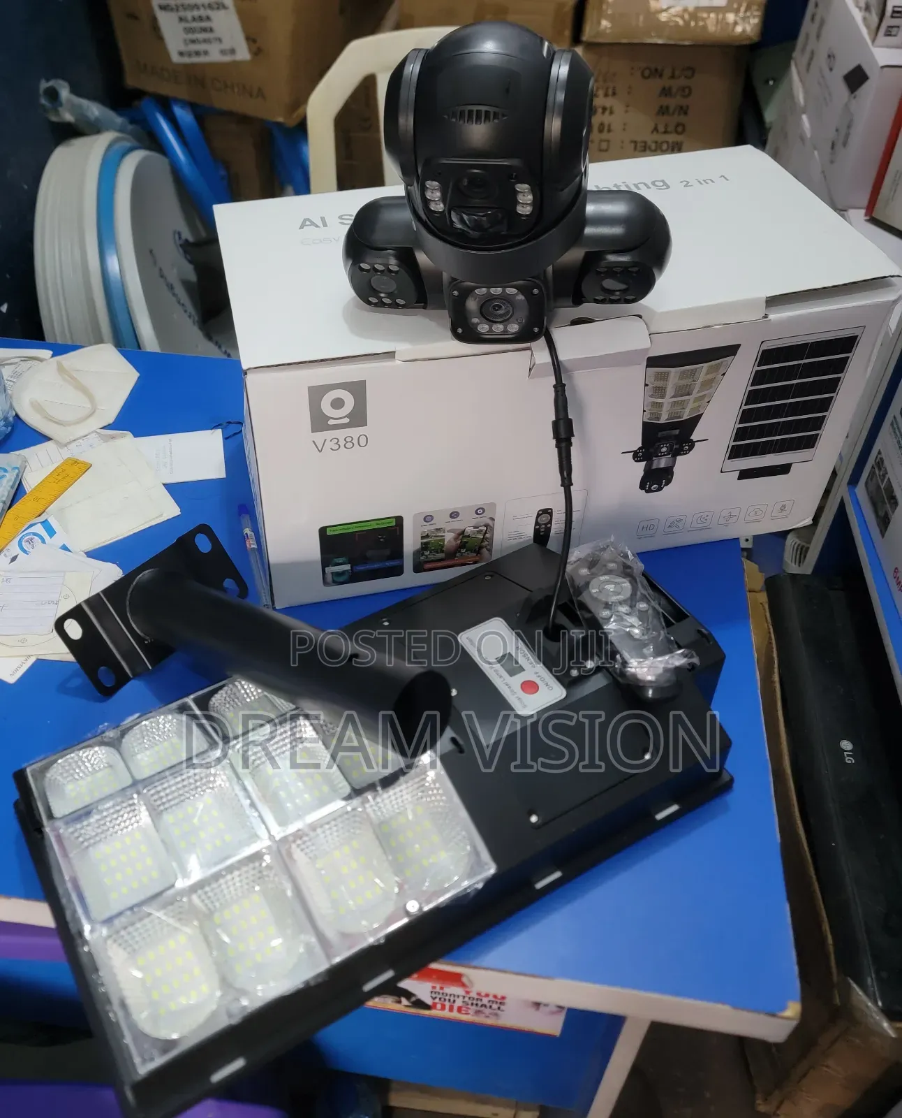 Complete Three Lens Camera With Street Light
