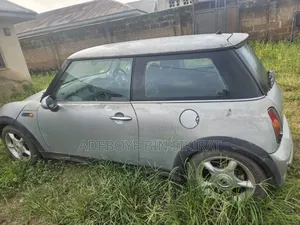 Mini Cooper Base 2003 Silver