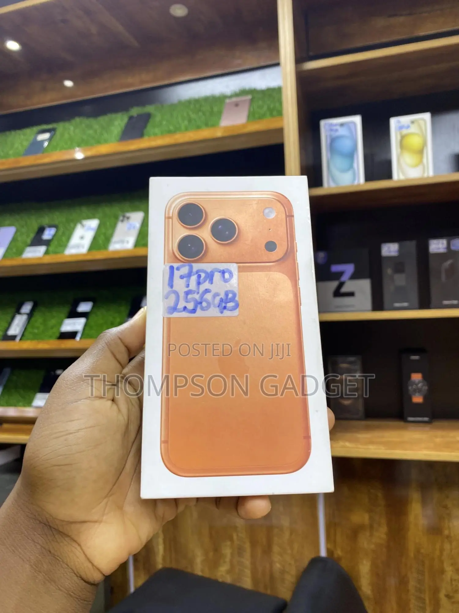 New Apple iPhone 17 Pro 256 GB Orange