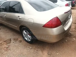 Honda Accord 2007 Gold