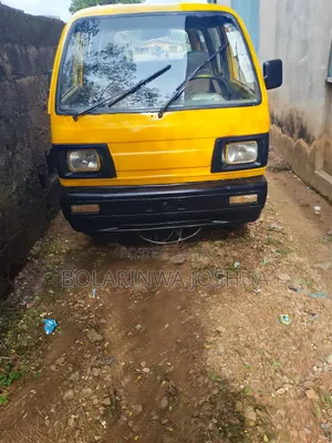 Suzuki Every 1998 Yellow