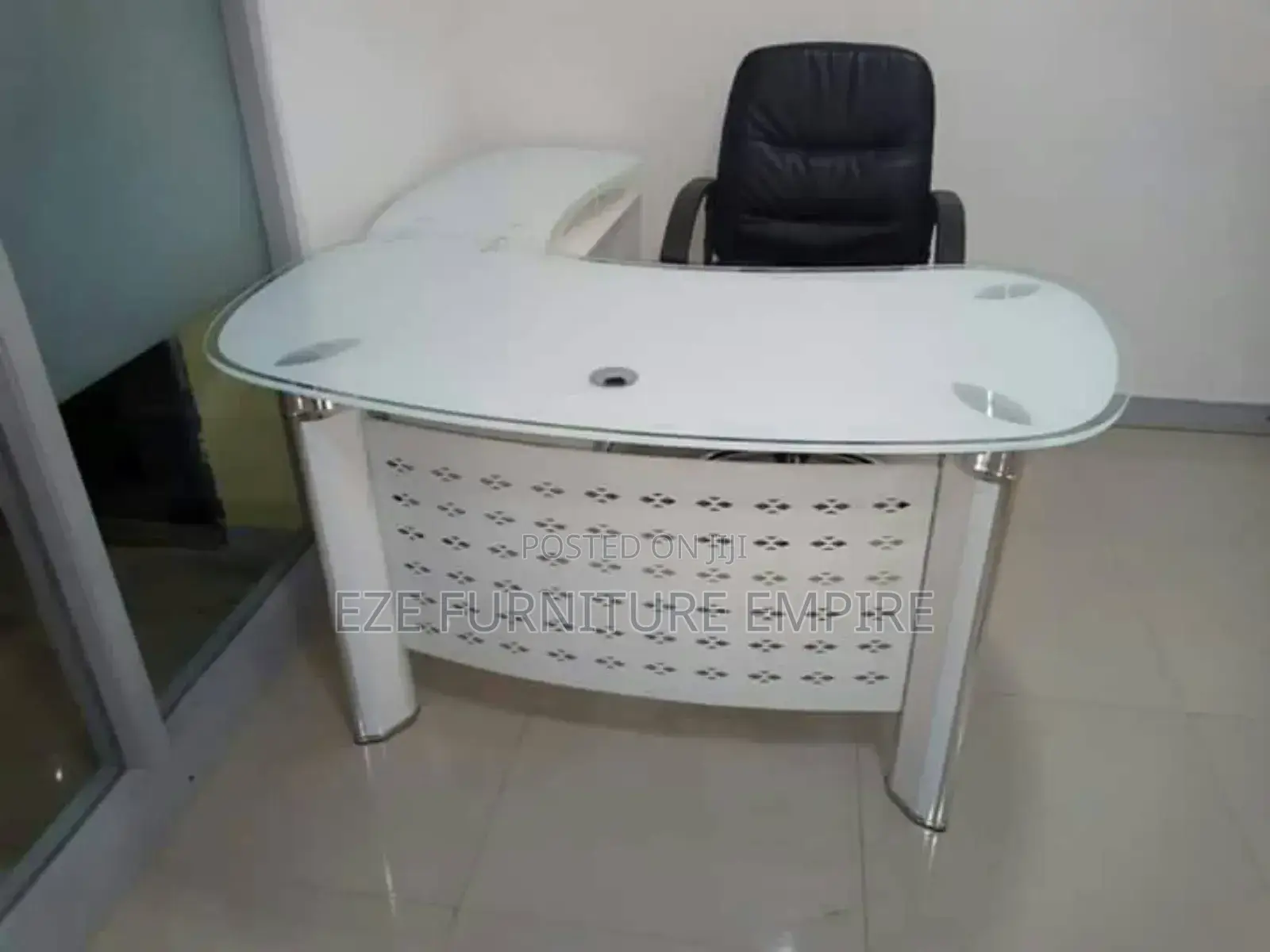 Tampered Glass Office Table With Extension