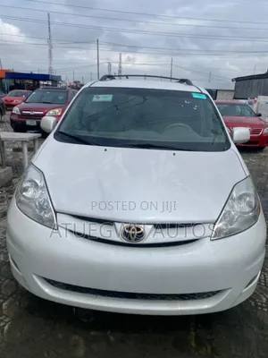 Toyota Sienna XLE 2007 White