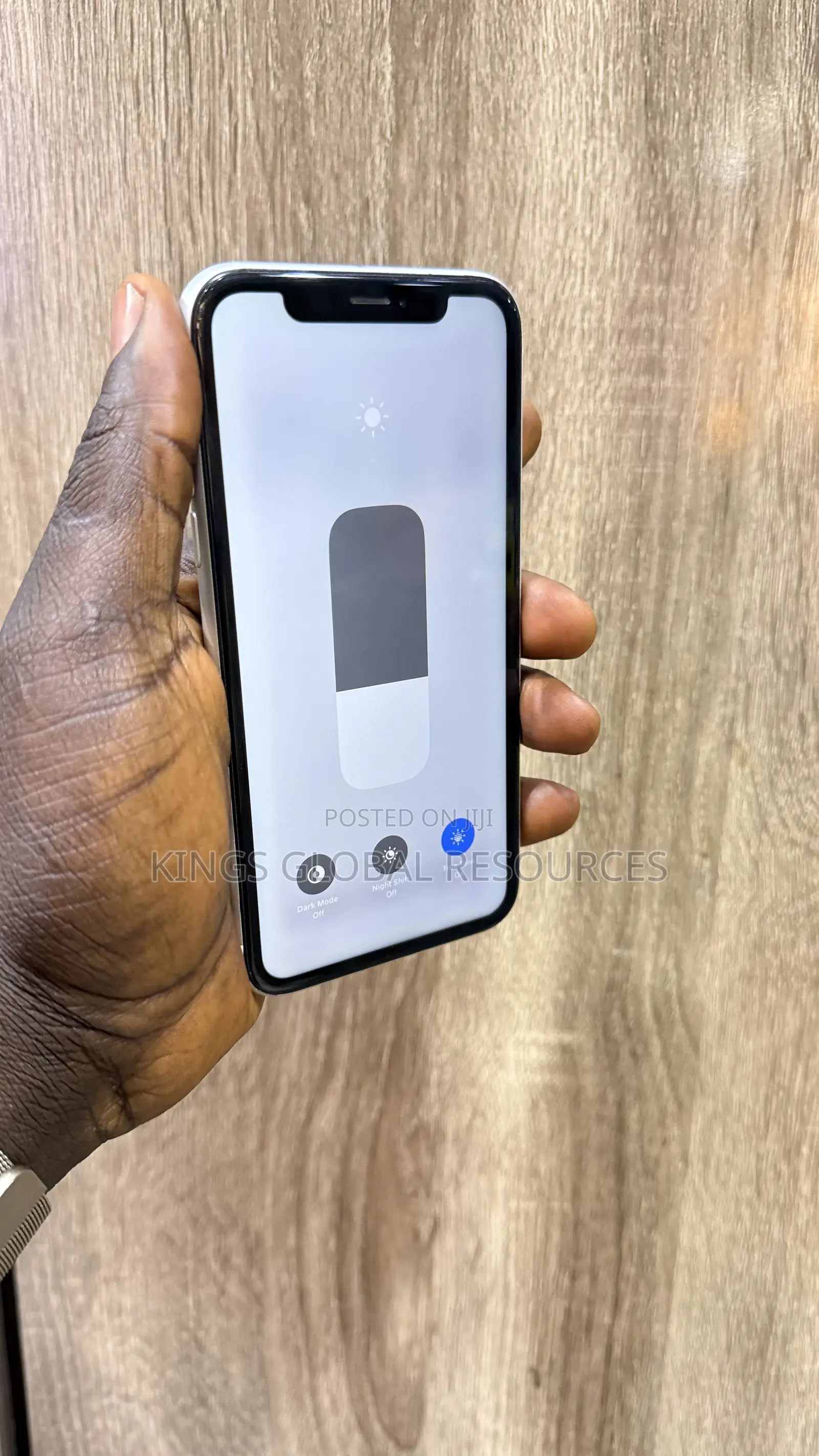 Apple iPhone XR 64 GB White