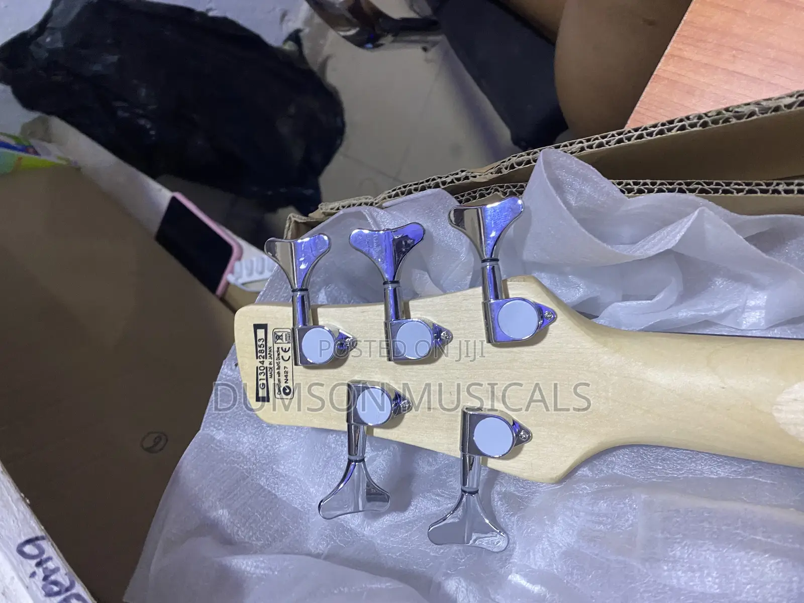 SDGR Ibanez 5 Strings Active Guitar