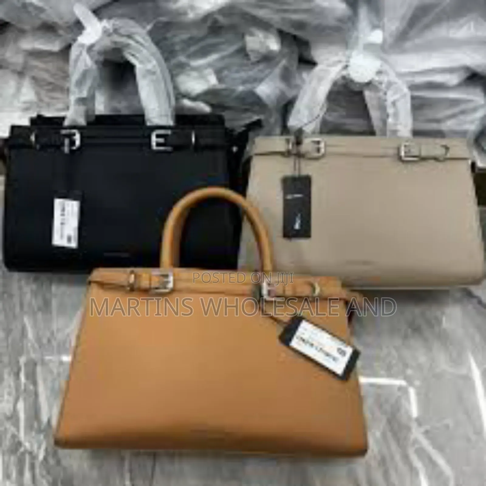 Ladies B-Buzz Bag