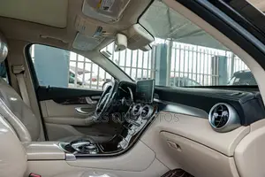 Mercedes-Benz GLC-Class 2016 Black