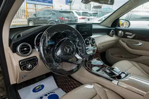 Mercedes-Benz GLC-Class 2016 Black