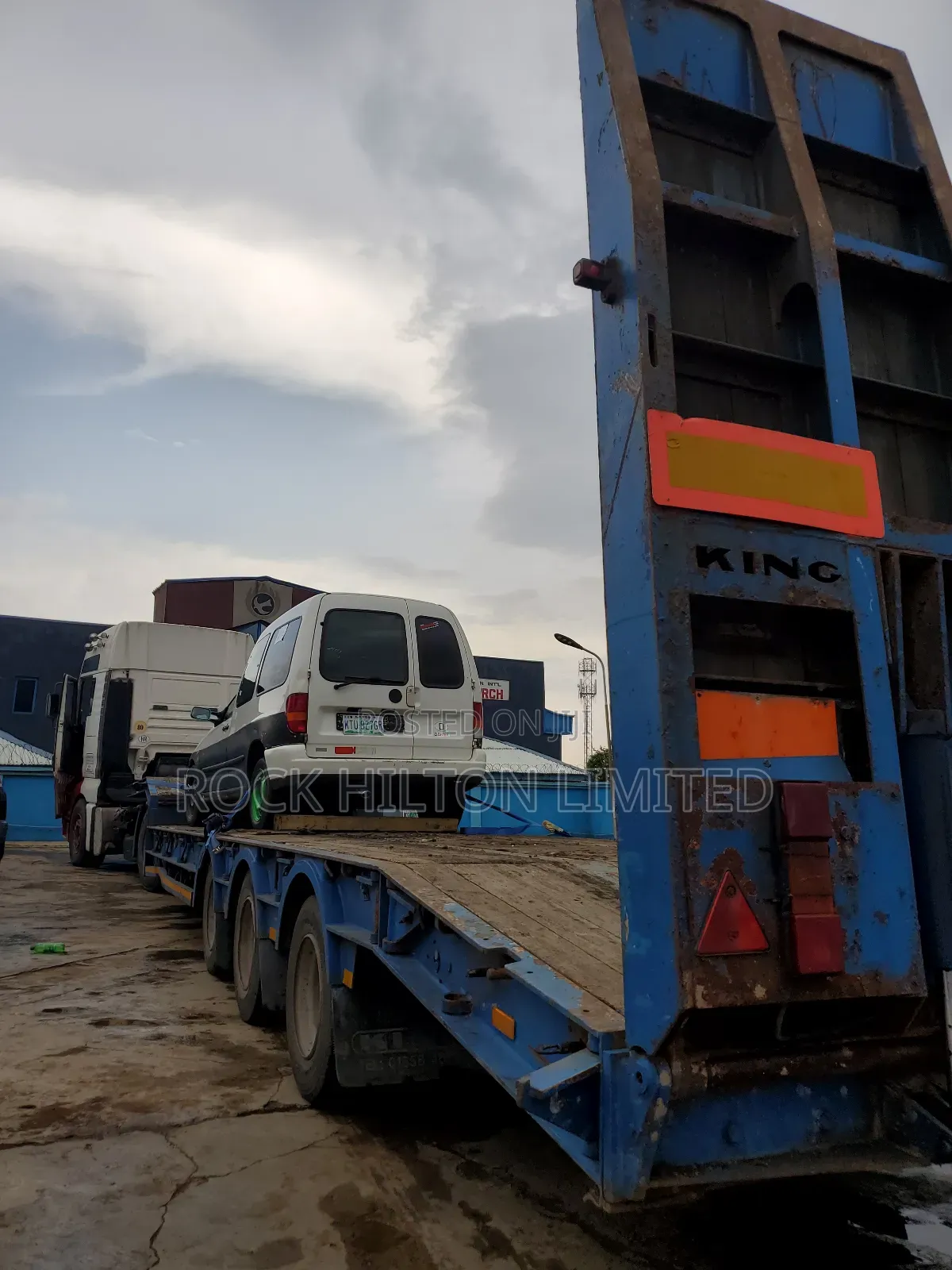 Affordable Lowbed and Flat-Bed Trucks Nationwide