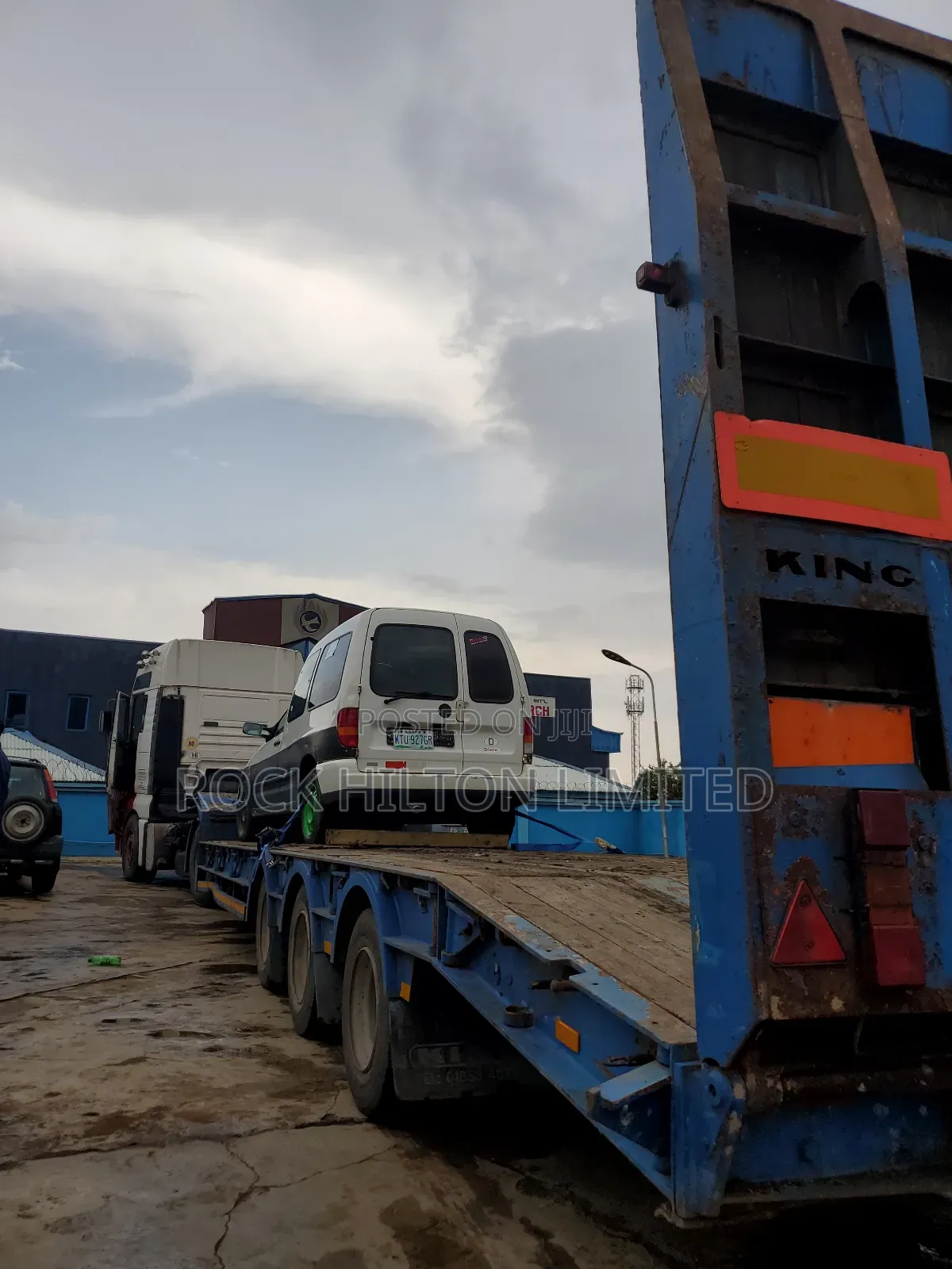 Affordable Lowbed and Flat-Bed Trucks Nationwide