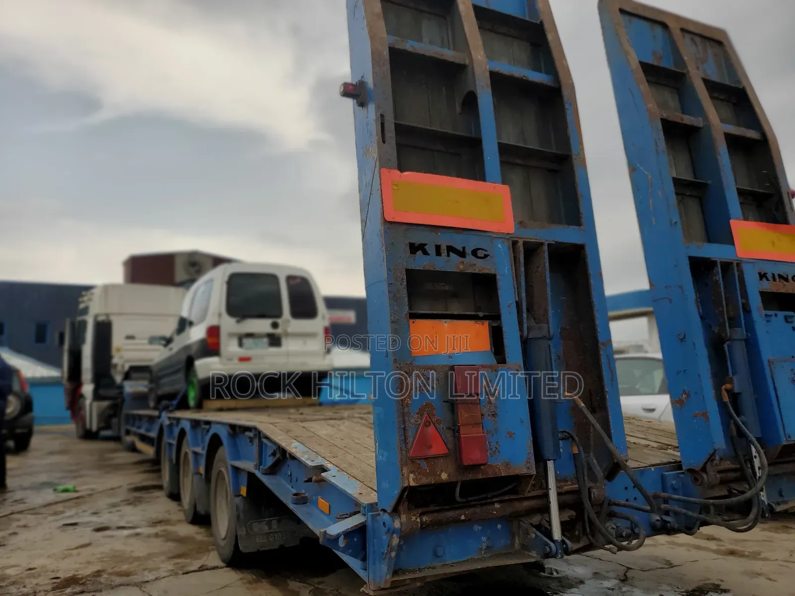 Affordable Lowbed and Flat-Bed Trucks Nationwide