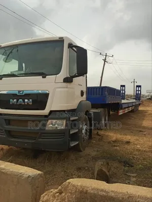 Lowbed Flatbed Trucks For Hire Now