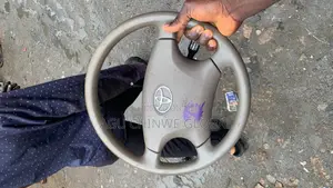 Camry 2.4 Steering Airbag and Wheel