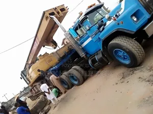 Lowbed Trucks for Hire Nationwide