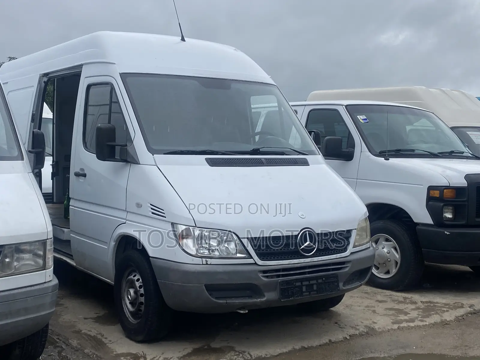 Mercedes-Benz Sprinter 2000 White