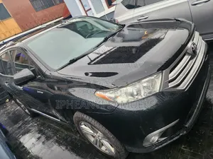 Toyota Highlander Limited 3.5L 2WD 2013 Black