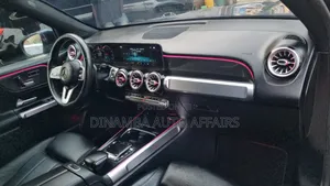 Mercedes-Benz GLB-Class GLB 250 4MATIC 2021 Blue