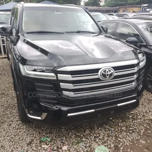 Toyota Land Cruiser 2014 Black