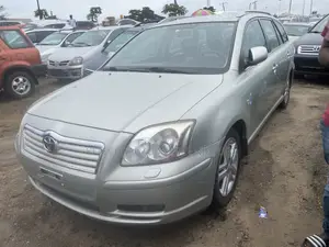 Toyota Avensis 1.8 VVT-i 2006 Silver