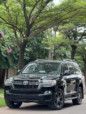 Toyota Land Cruiser 4.5 V8 GXR 2020 Black