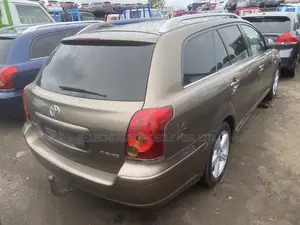 Toyota Avensis 1.8 VVT-i 2006 Brown