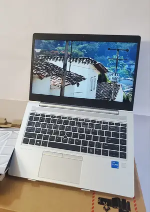 New Laptop HP EliteBook 8530P 8GB Intel Core I5 SSD 1T