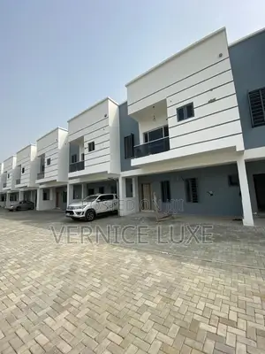 Furnished 4bdrm Townhouse / Terrace in Spring Valley Estate for rent