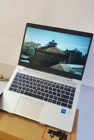 New Laptop HP EliteBook 8530W 16GB Intel Core I5 SSD 512GB