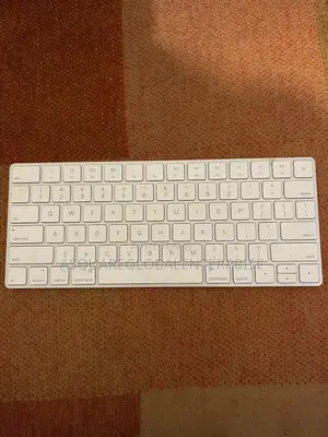 Apple Magic Keyboard 2