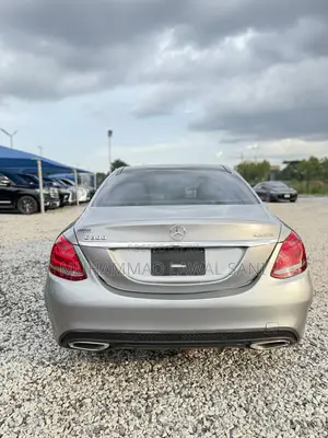 Mercedes-Benz C300 2015 Silver