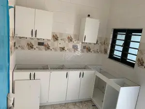 1bdrm Room & Parlour in Rock Vill Estate for rent