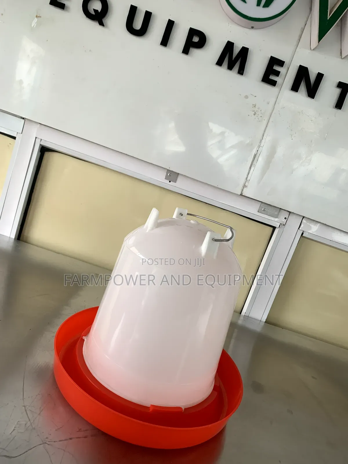Drinkers for Poultry