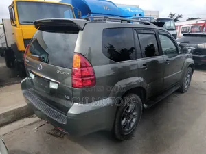 Lexus GX 470 Sport Utility 2005 Green