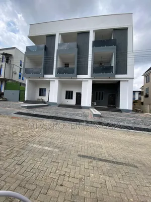 Furnished 5bdrm Duplex in Ibadan for sale
