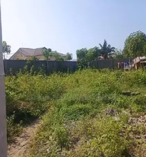 800 Square Meters of Land Ibara Housing Estate, .