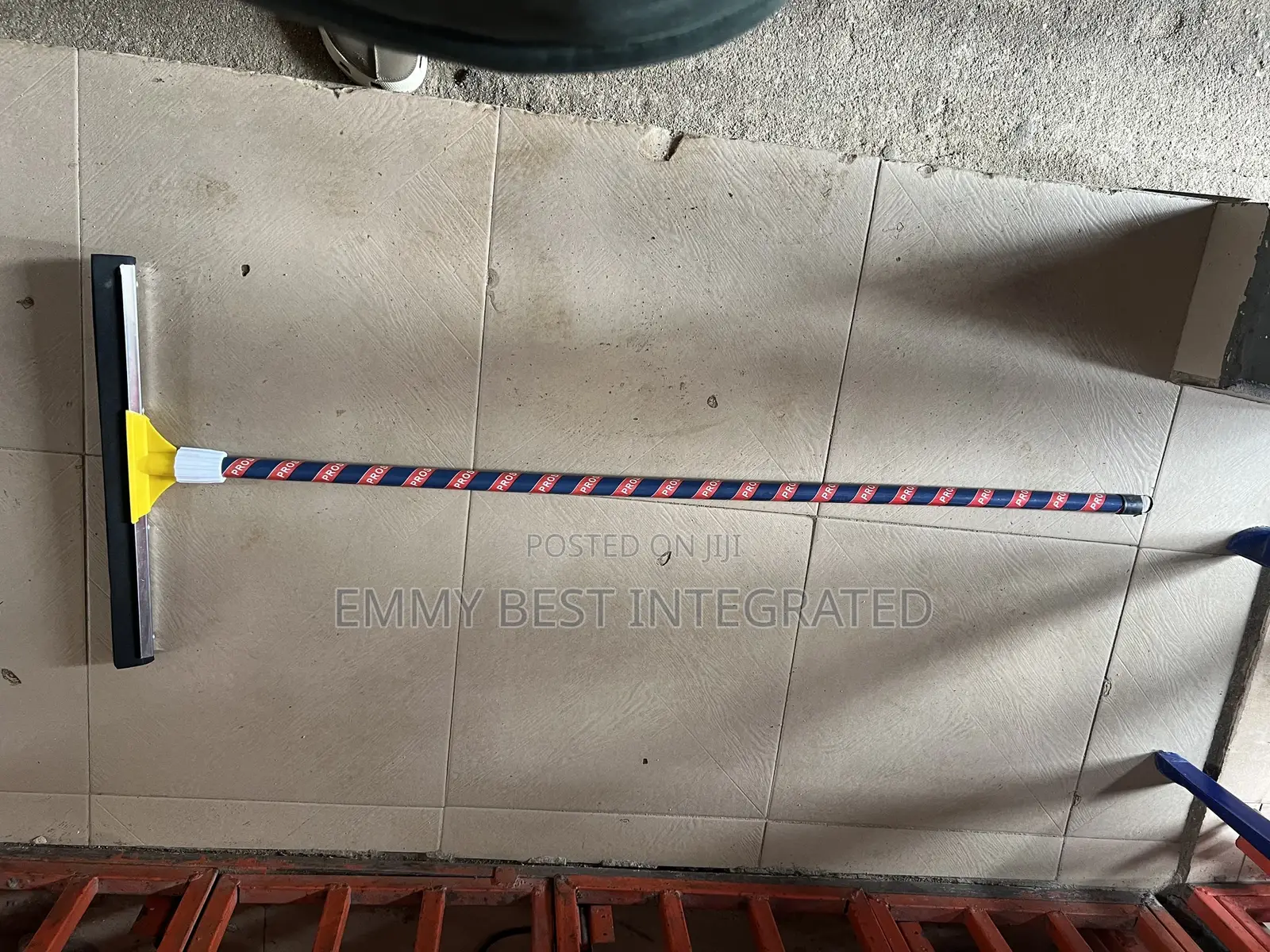 Pros Branded Floor Wiper