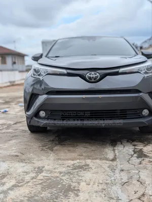 Toyota C-HR XLE Prermium FWD (2.0L 4cyl 2AM) 2018 Gray