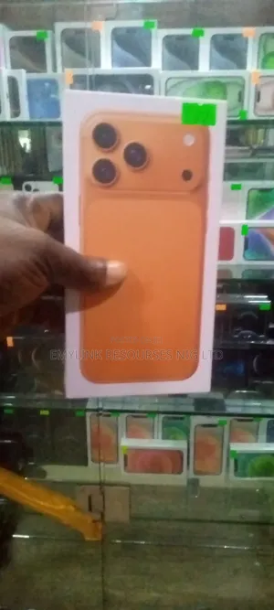New Apple iPhone 17 Pro Max 256 GB Orange