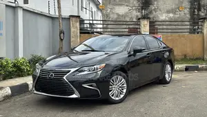 Lexus ES 2016 Black