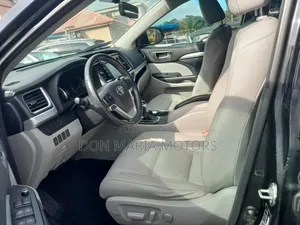 Toyota Highlander XLE 4dr SUV (3.5L 6cyl 6A) 2015 Black