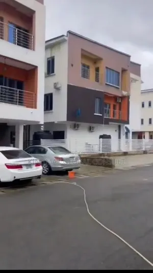 3bdrm Duplex in Katampe Main Abuja for sale