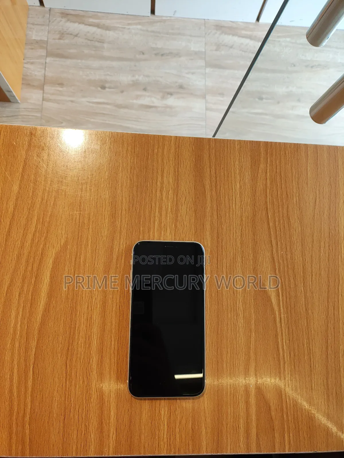 Apple iPhone XR 64 GB Yellow