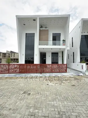 5bdrm Duplex in Chevron Toll Gate for sale