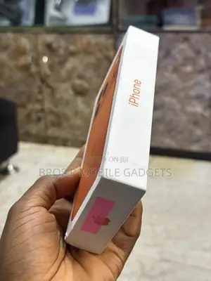 New Apple iPhone 17 Pro Max 256 GB Orange