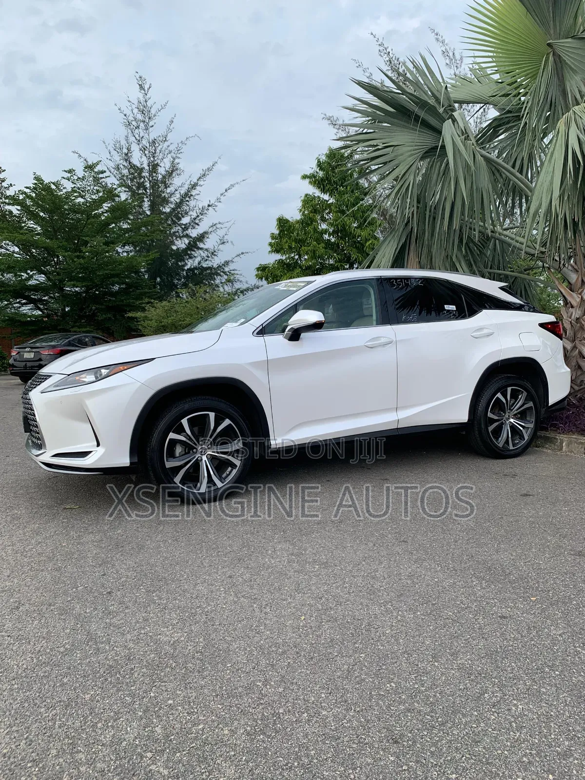 Lexus RX 2022 White