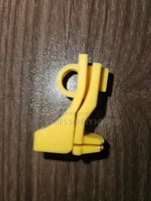 Mcb Mini Circuit Breaker Lockouts Ban-d88